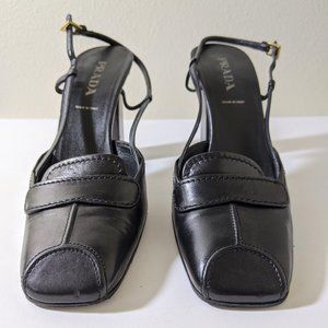 Prada Calzature Donna Slingback Heels in Black